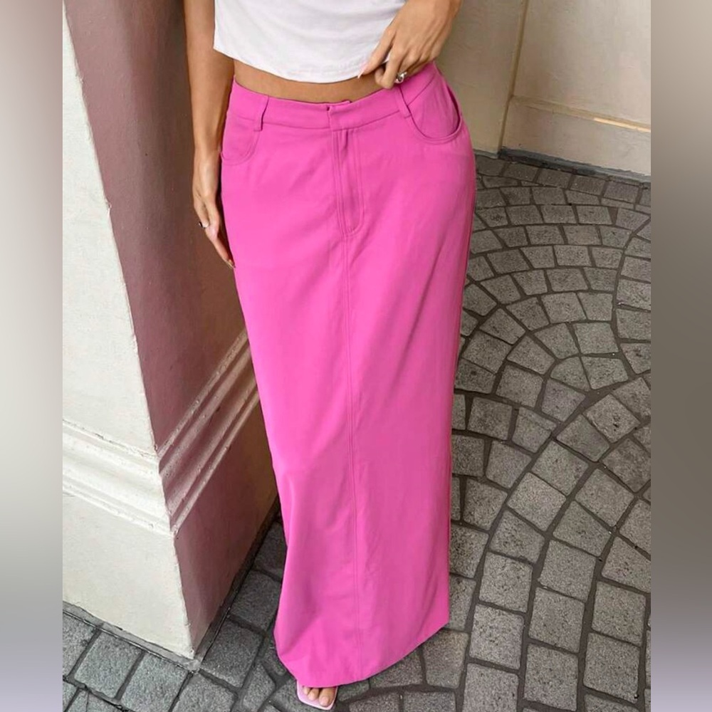 Forever 21 casual pink skirt with pockets